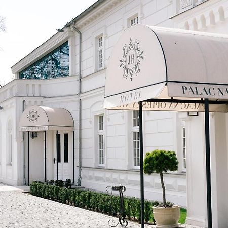 Palac Na Opieszynie Września エクステリア 写真